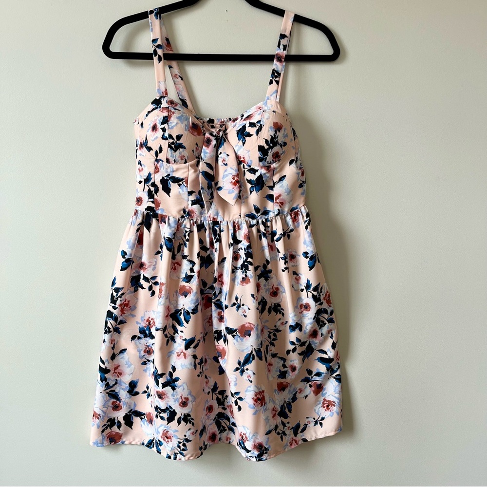Band of Gypsies Floral Mini Dress, Smocked, Pockets Built In Bra, Cottagecore M